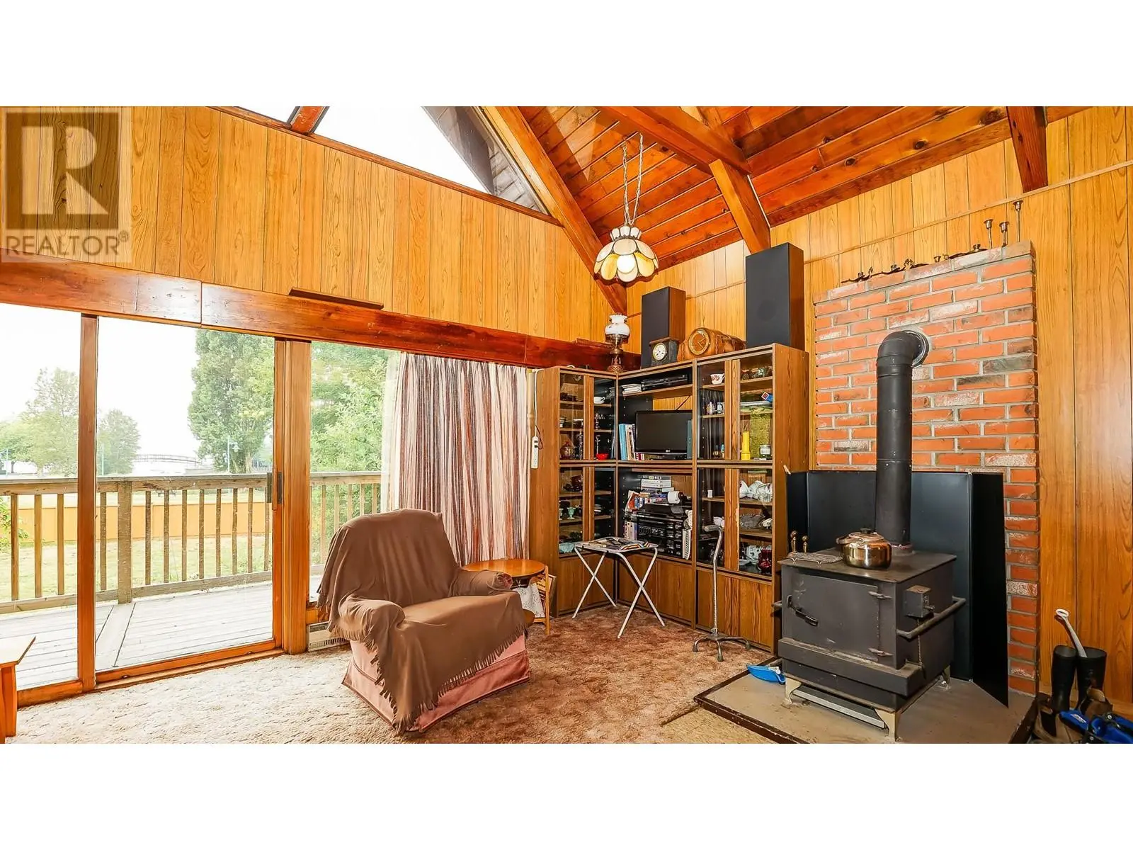 1416 Silver Sands Road. Sicamous, British Columbia