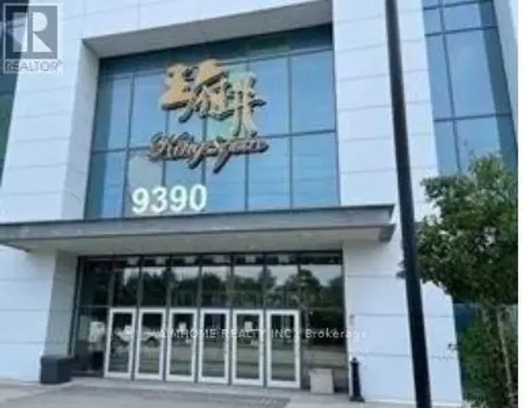 1tmp5 - 9390 Woodbine Avenue, Markham (Cachet)