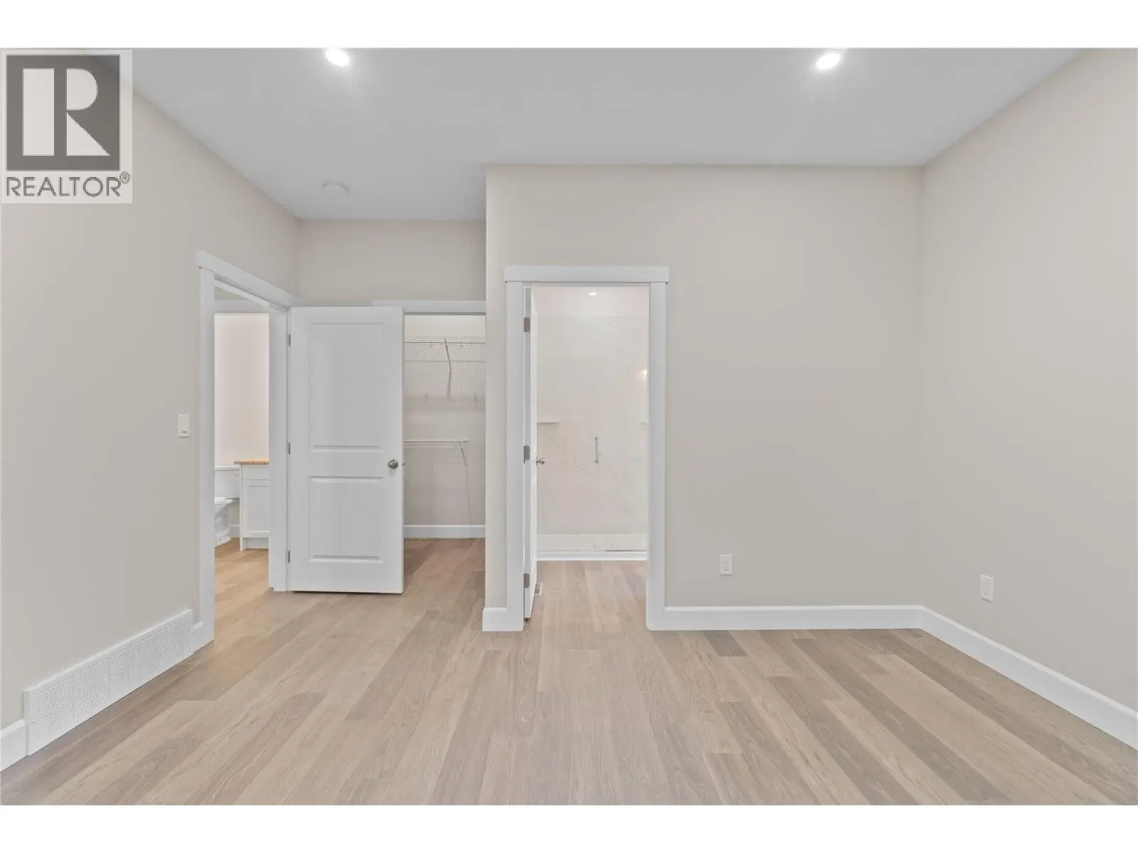806 Cliff Avenue Unit# 104. Enderby, British Columbia
