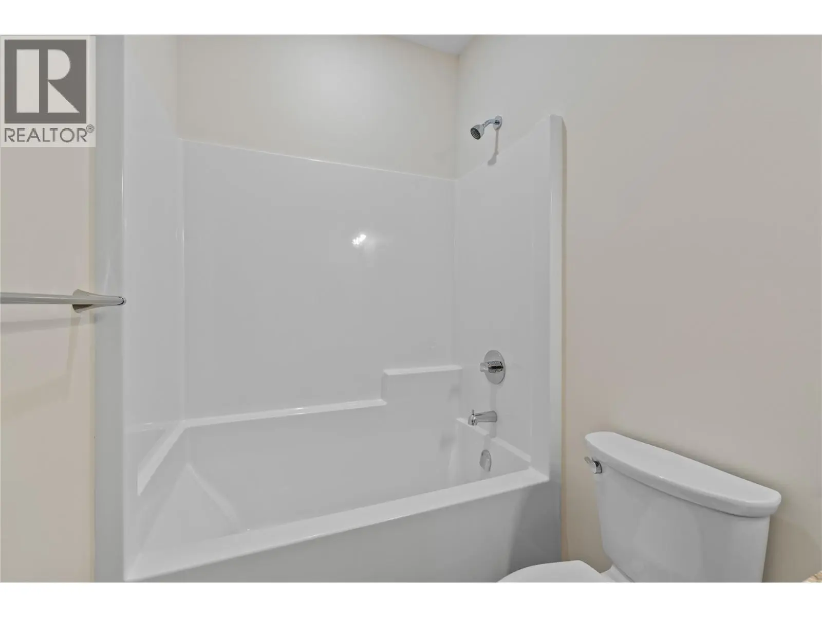 806 Cliff Avenue Unit# 104. Enderby, British Columbia