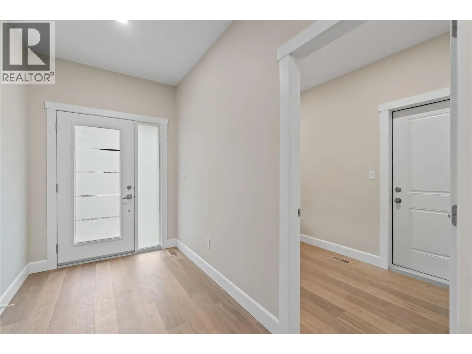 806 Cliff Avenue Unit# 104. Enderby, British Columbia