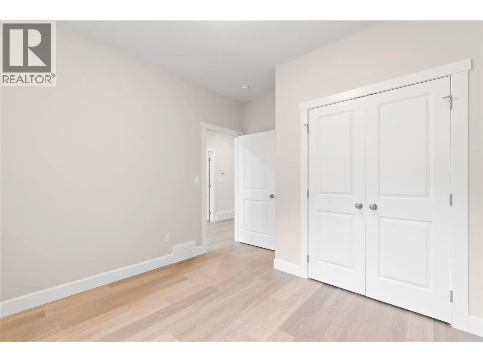 806 Cliff Avenue Unit# 104. Enderby, British Columbia