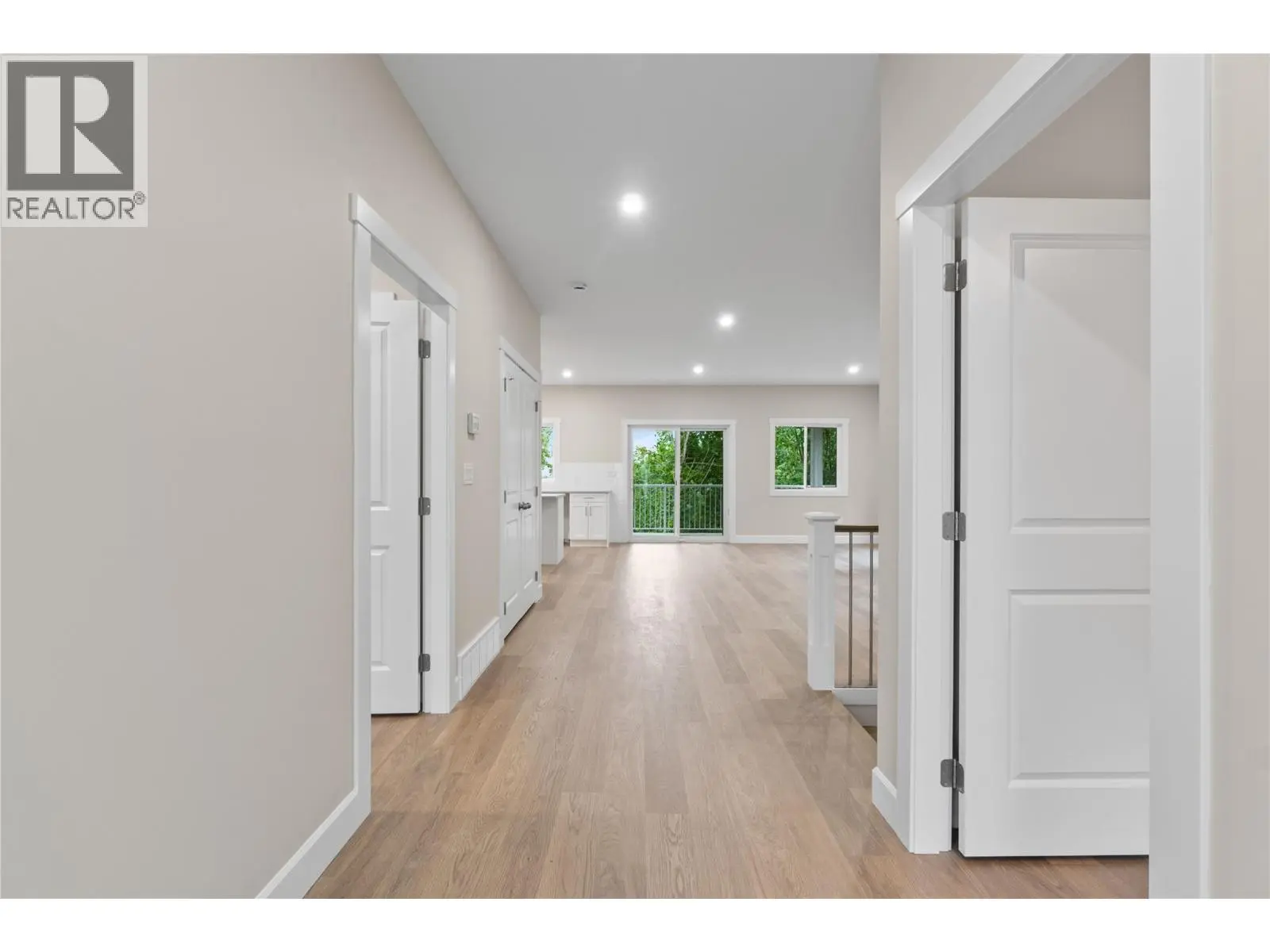 806 Cliff Avenue Unit# 104. Enderby, British Columbia