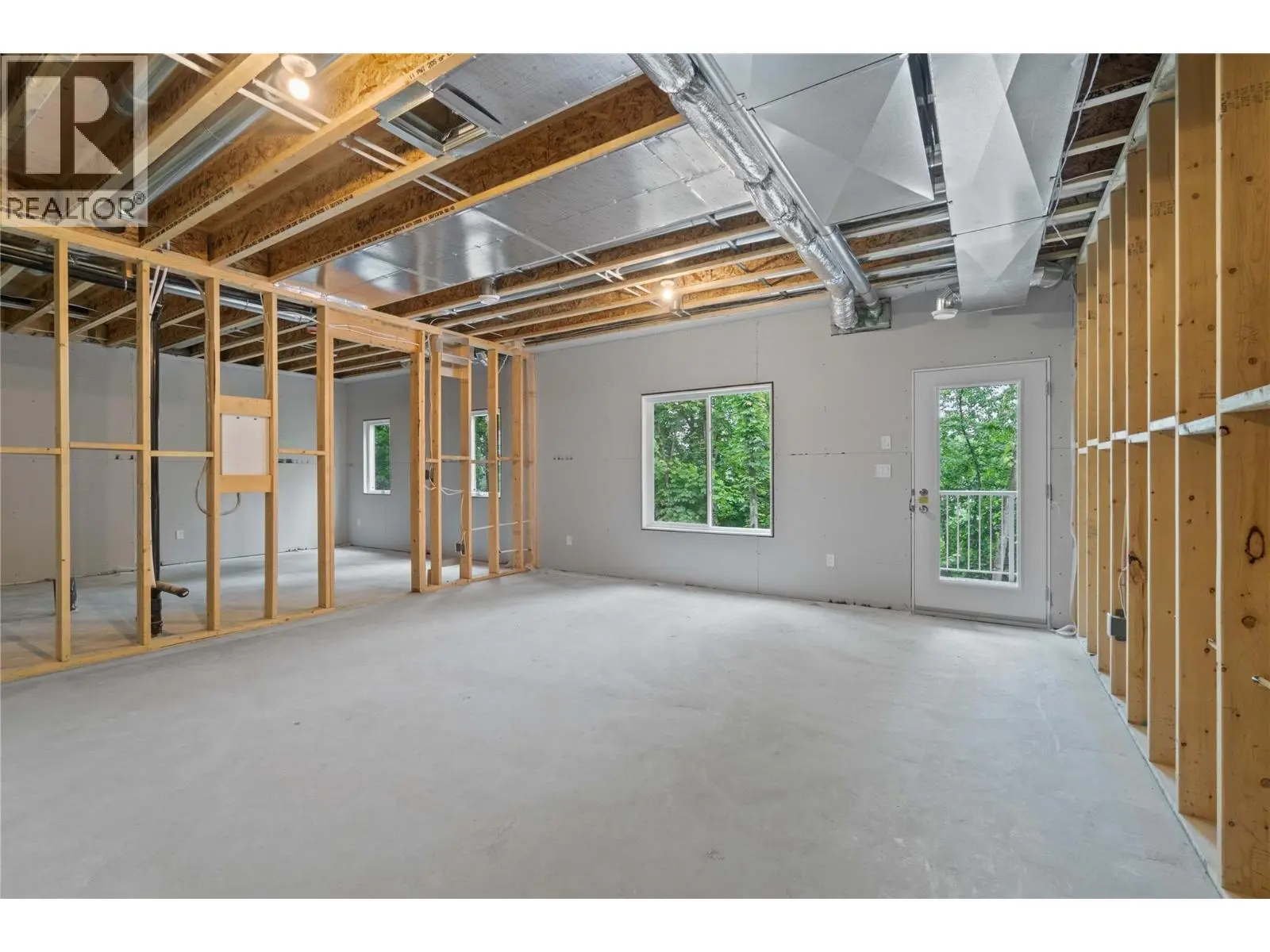 806 Cliff Avenue Unit# 104. Enderby, British Columbia
