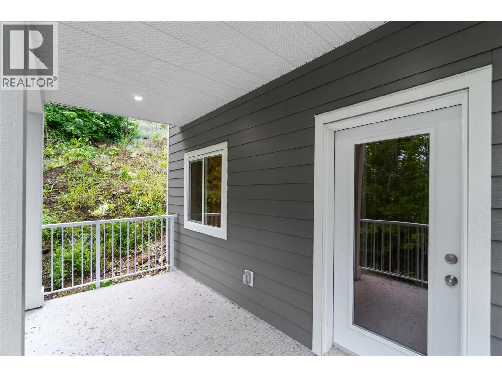 806 Cliff Avenue Unit# 104. Enderby, British Columbia