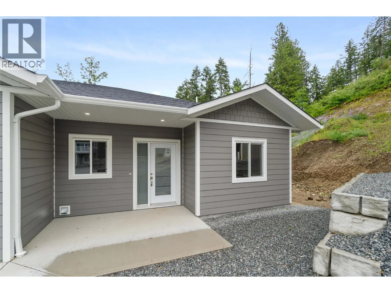 806 Cliff Avenue Unit# 104. Enderby, British Columbia