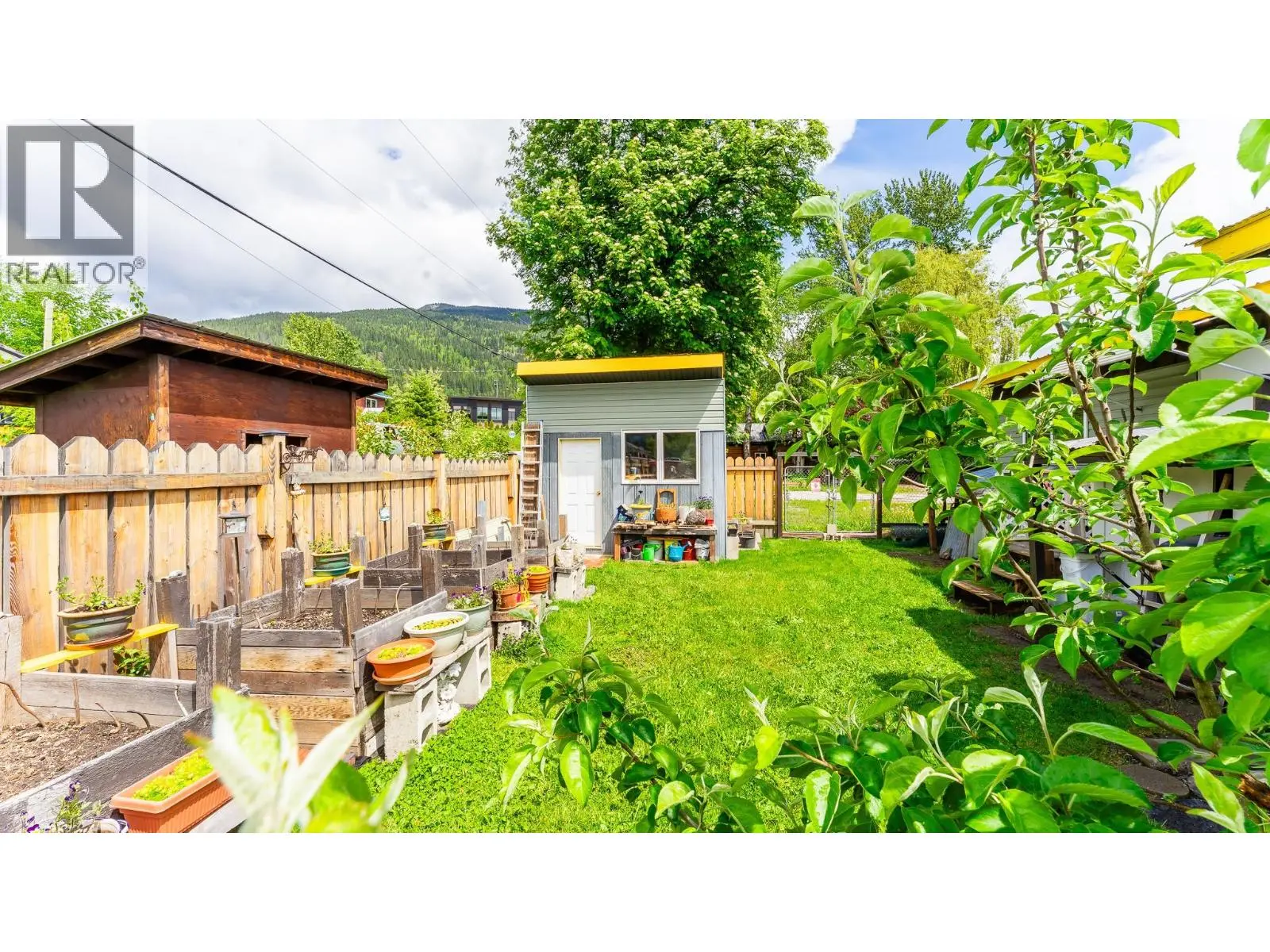 318 Humbert Street Unit# 28. Revelstoke, British Columbia