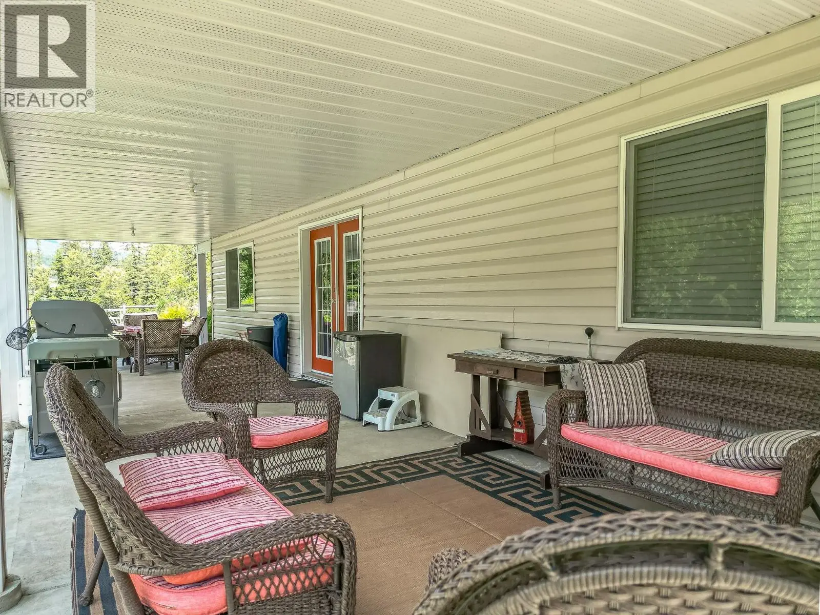 4340 Sederberg Road. Malakwa, British Columbia