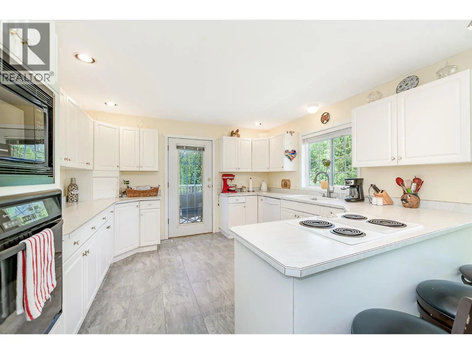 4340 Sederberg Road. Malakwa, British Columbia