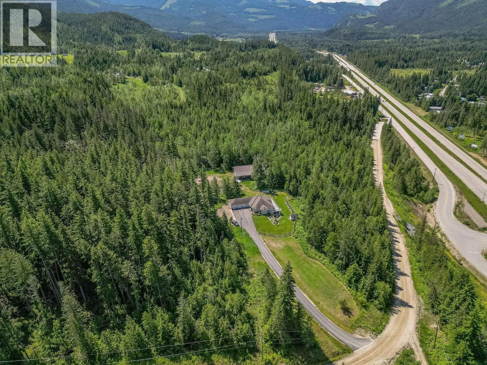 4340 Sederberg Road. Malakwa, British Columbia