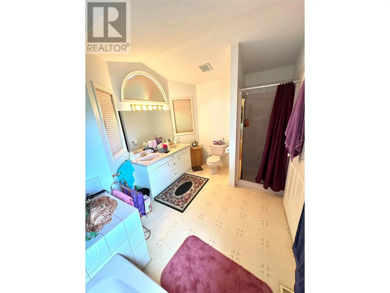 8827 Michael Drive. Coldstream, British Columbia