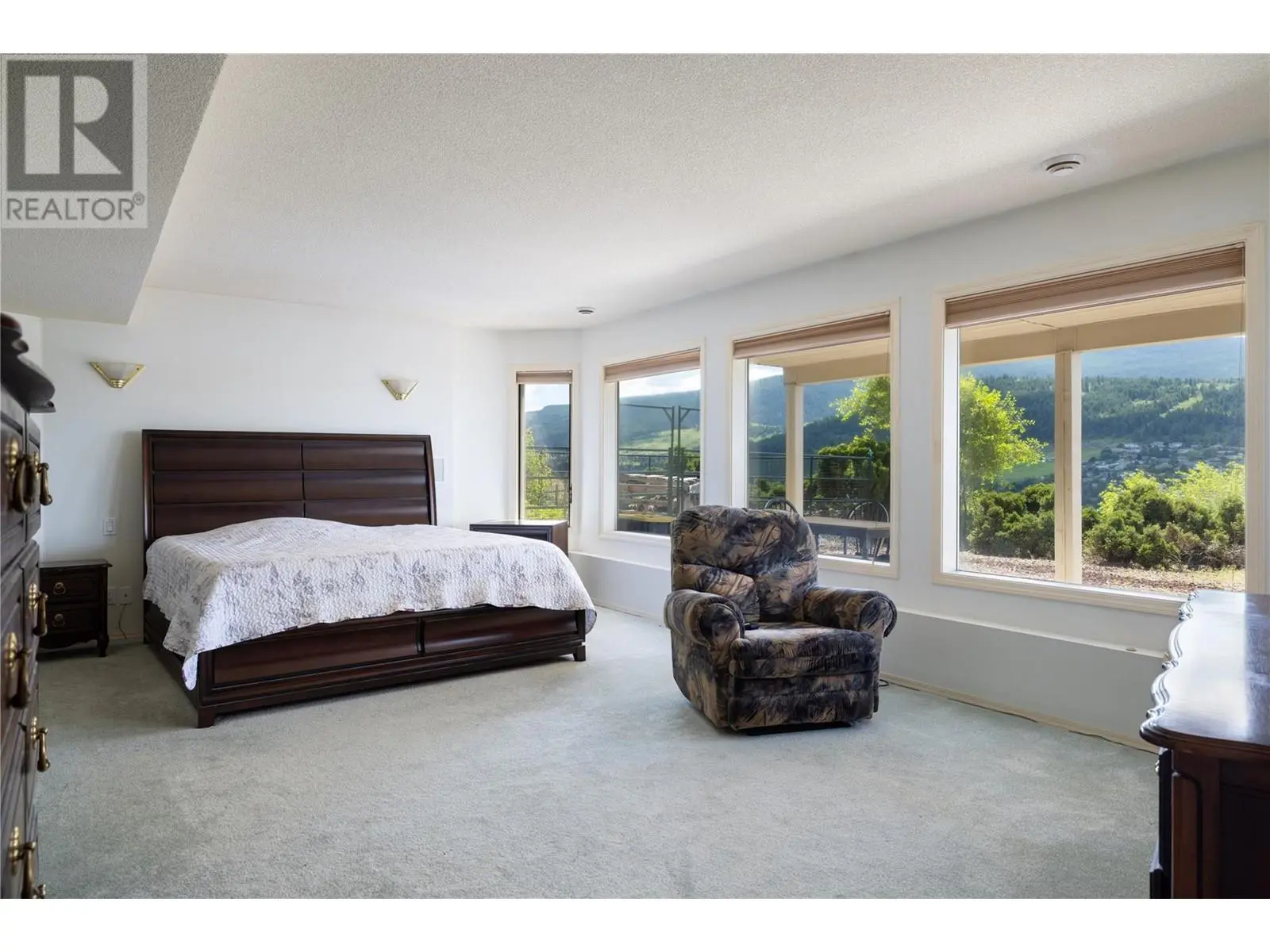 8827 Michael Drive. Coldstream, British Columbia