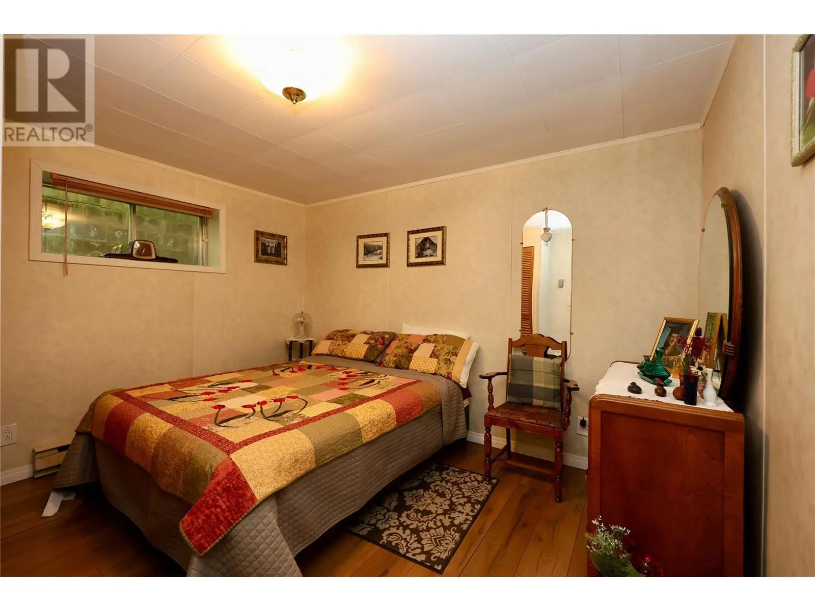 3361 & 3365 95 Highway. Golden, British Columbia