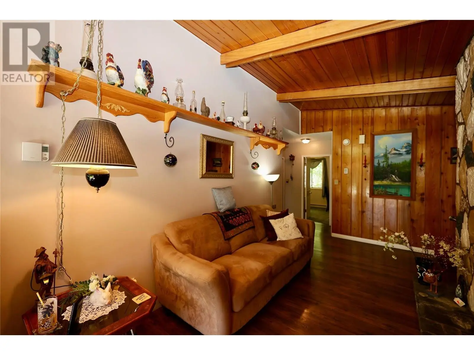 3361 & 3365 95 Highway. Golden, British Columbia