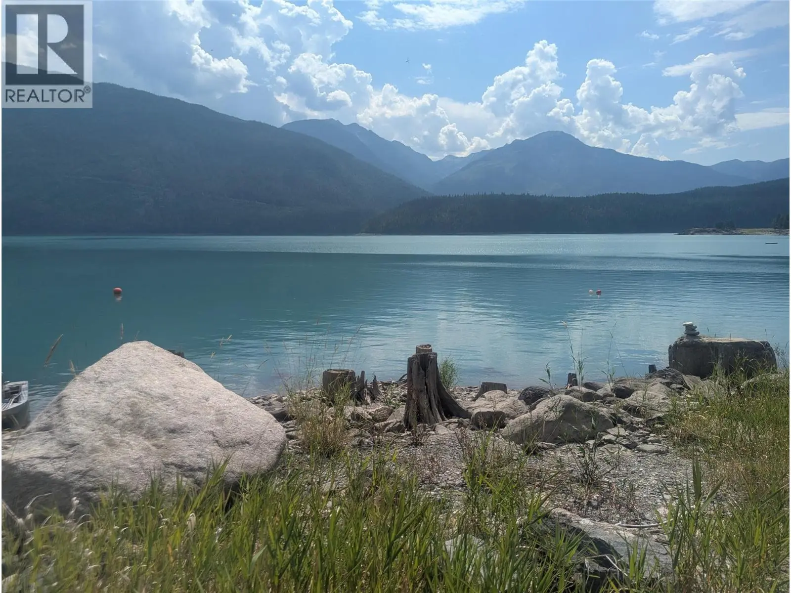 Lot 2 Whiskey Pointe. Revelstoke, British Columbia