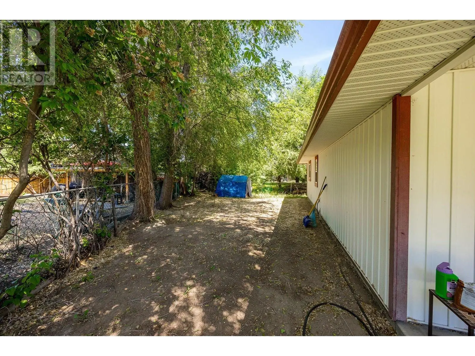 1404 Inkar Road. Kelowna, British Columbia