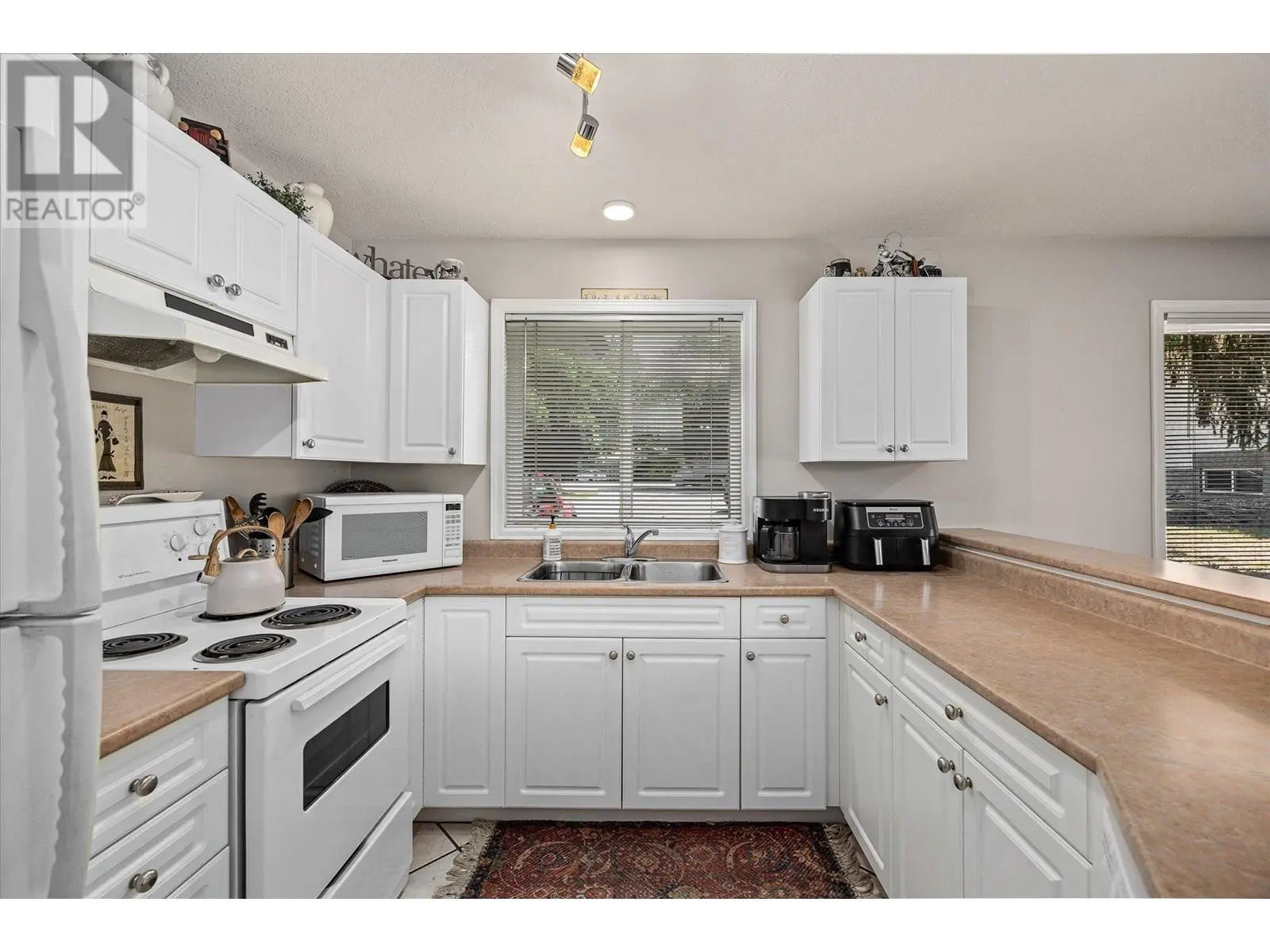 1404 Inkar Road. Kelowna, British Columbia