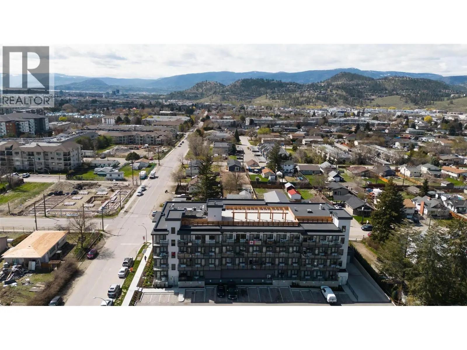 345 Dougall Road N Unit# 224. Kelowna, British Columbia