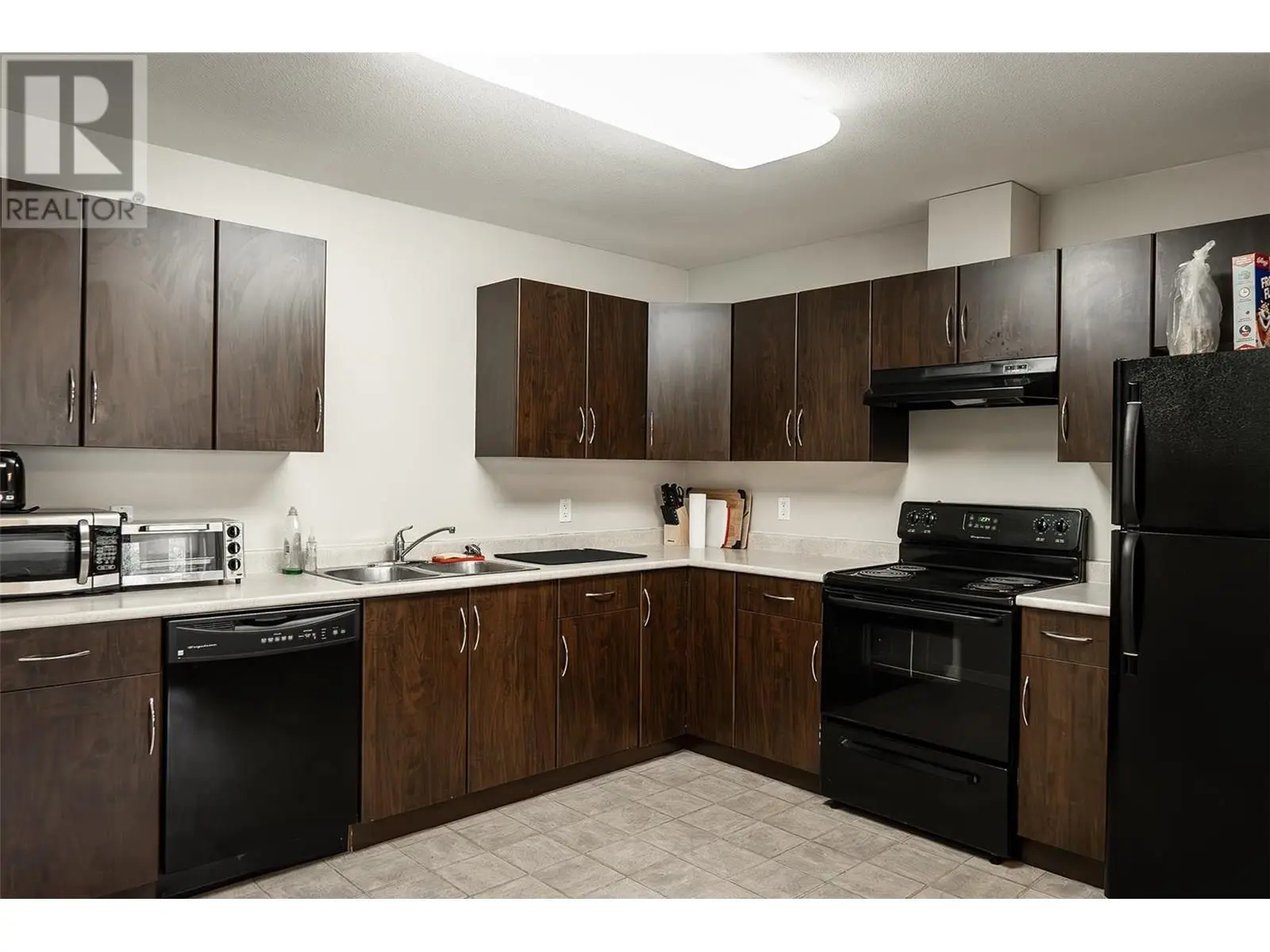 1481 Glenmore Road N Unit# 301. Kelowna, British Columbia