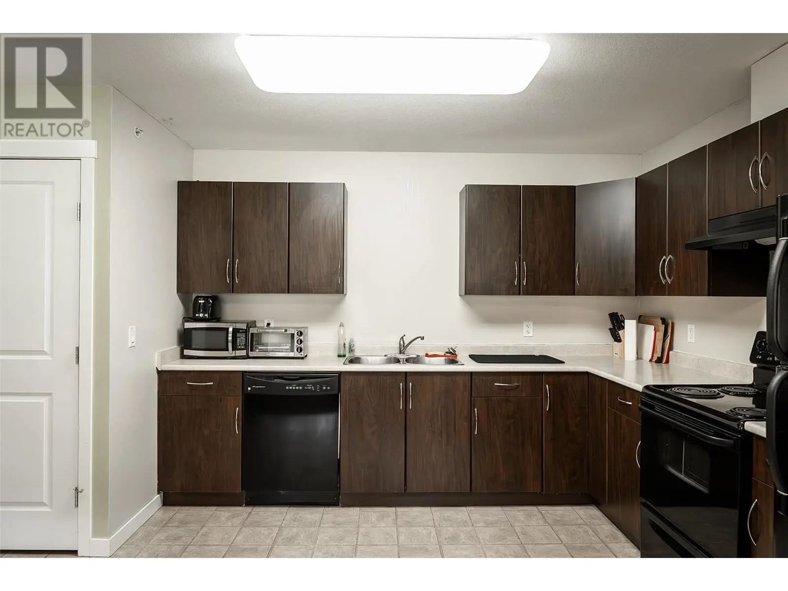 1481 Glenmore Road N Unit# 301. Kelowna, British Columbia