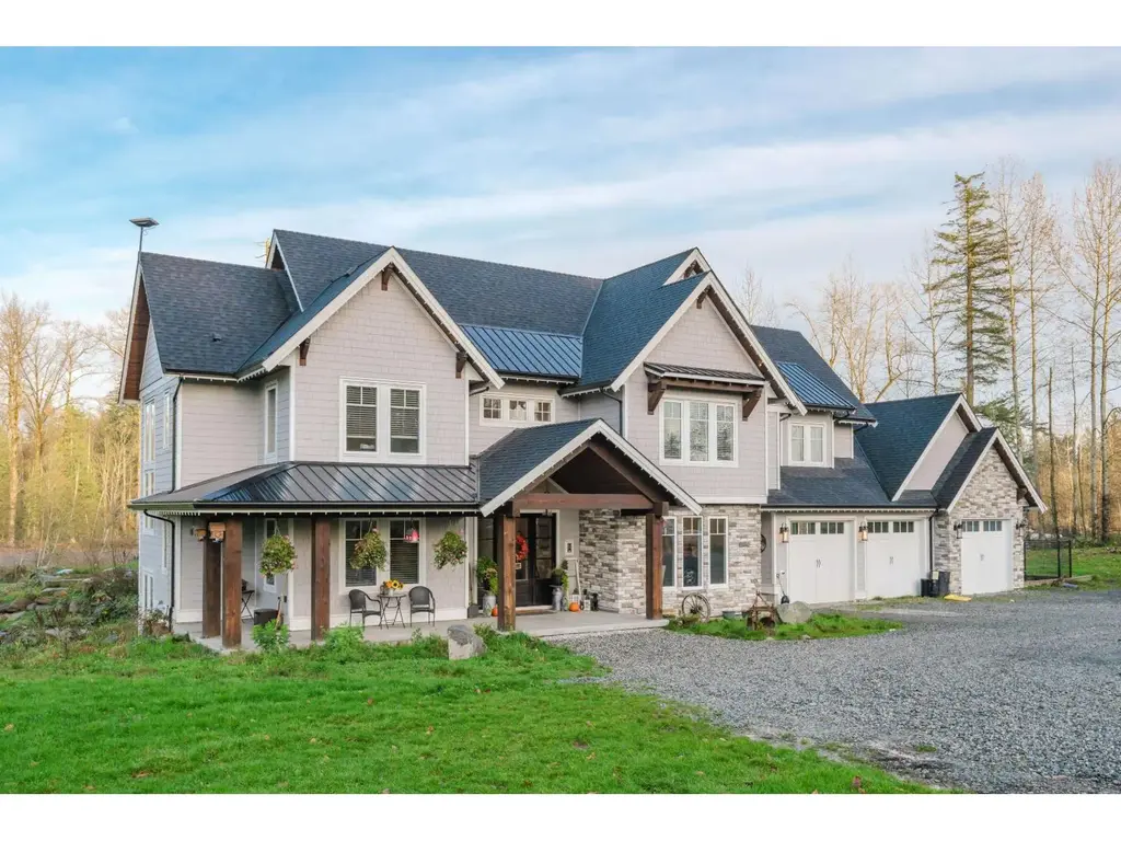 22801 8 Avenue, Langley