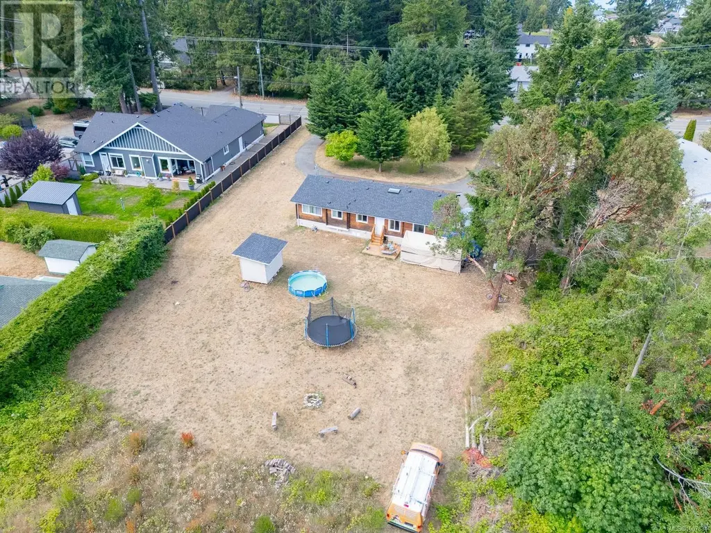 7425 Lantzville Rd, Lantzville