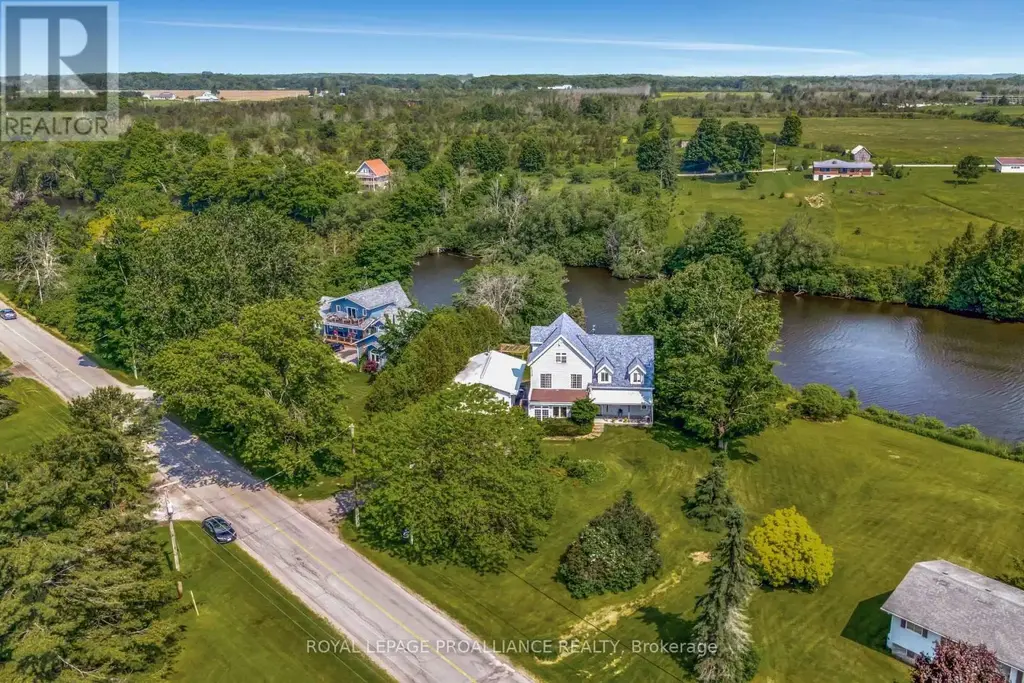 2925 County Road 10, Prince Edward County (South Marysburg Ward)