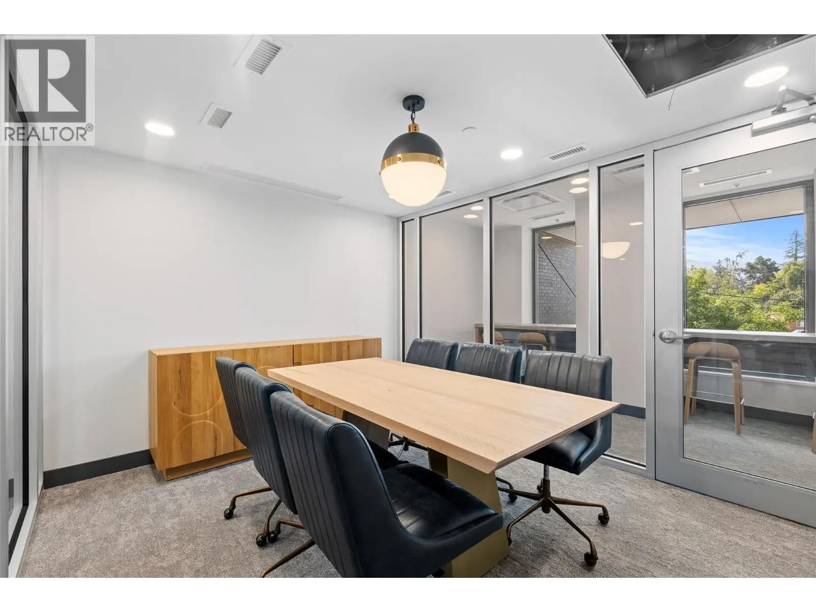 3699 Capozzi Road Unit# 811. Kelowna, British Columbia