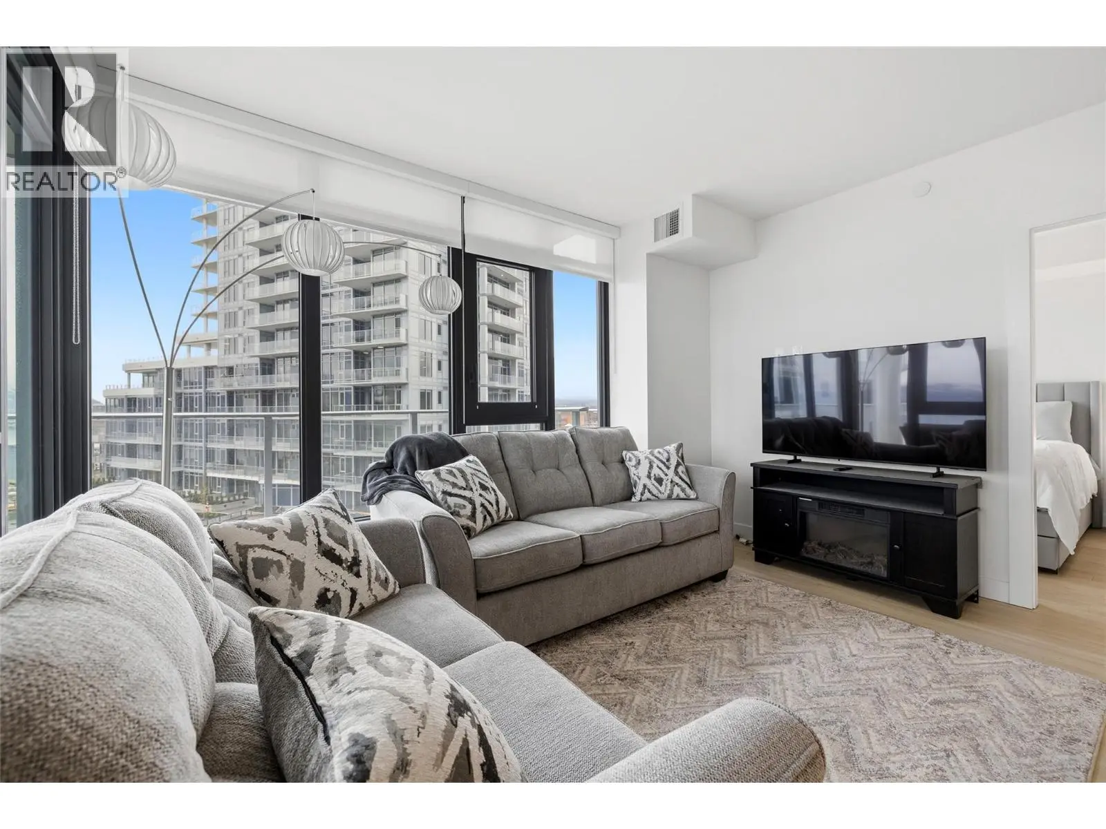 3699 Capozzi Road Unit# 811. Kelowna, British Columbia