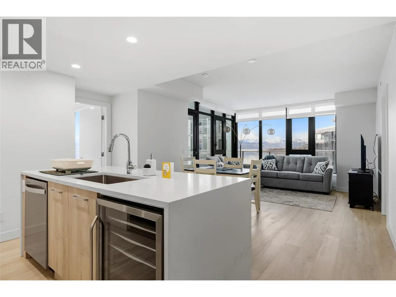 3699 Capozzi Road Unit# 811. Kelowna, British Columbia