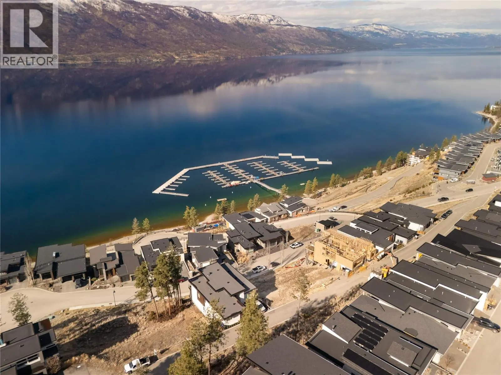 3356 Black Pine Lane. Kelowna, British Columbia
