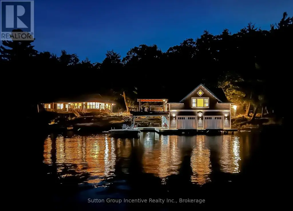 12 Ouno Island, Muskoka Lakes (Medora)