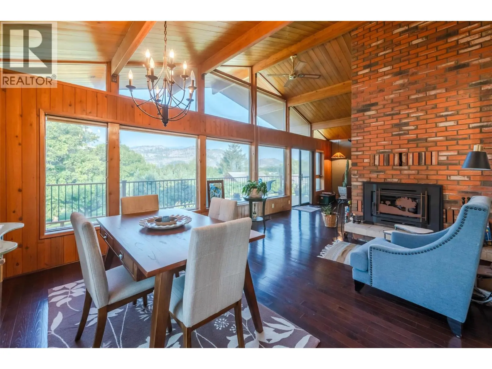 975 Heron Court. Oliver, British Columbia