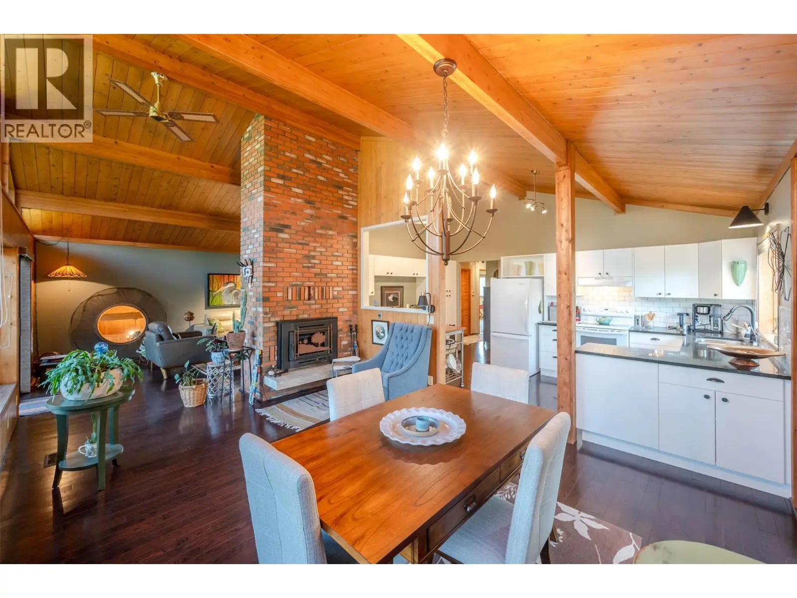975 Heron Court. Oliver, British Columbia