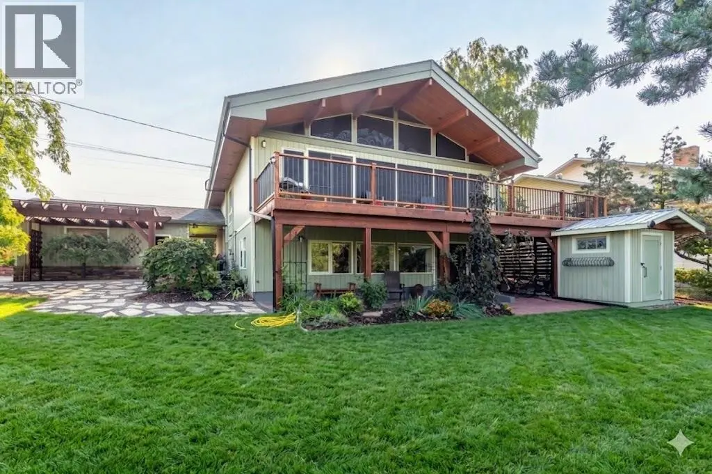 975 Heron Court. Oliver, British Columbia
