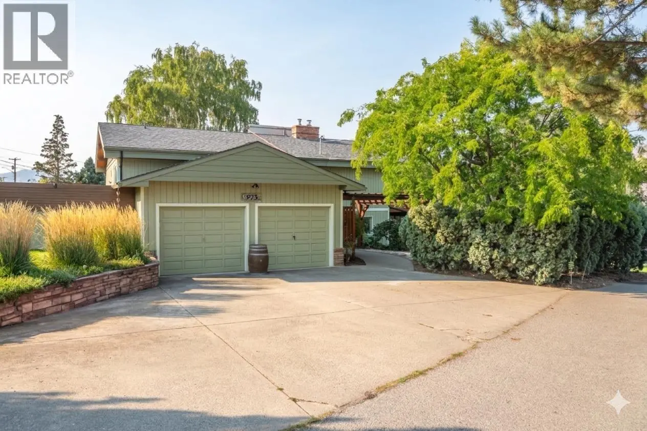 975 Heron Court. Oliver, British Columbia