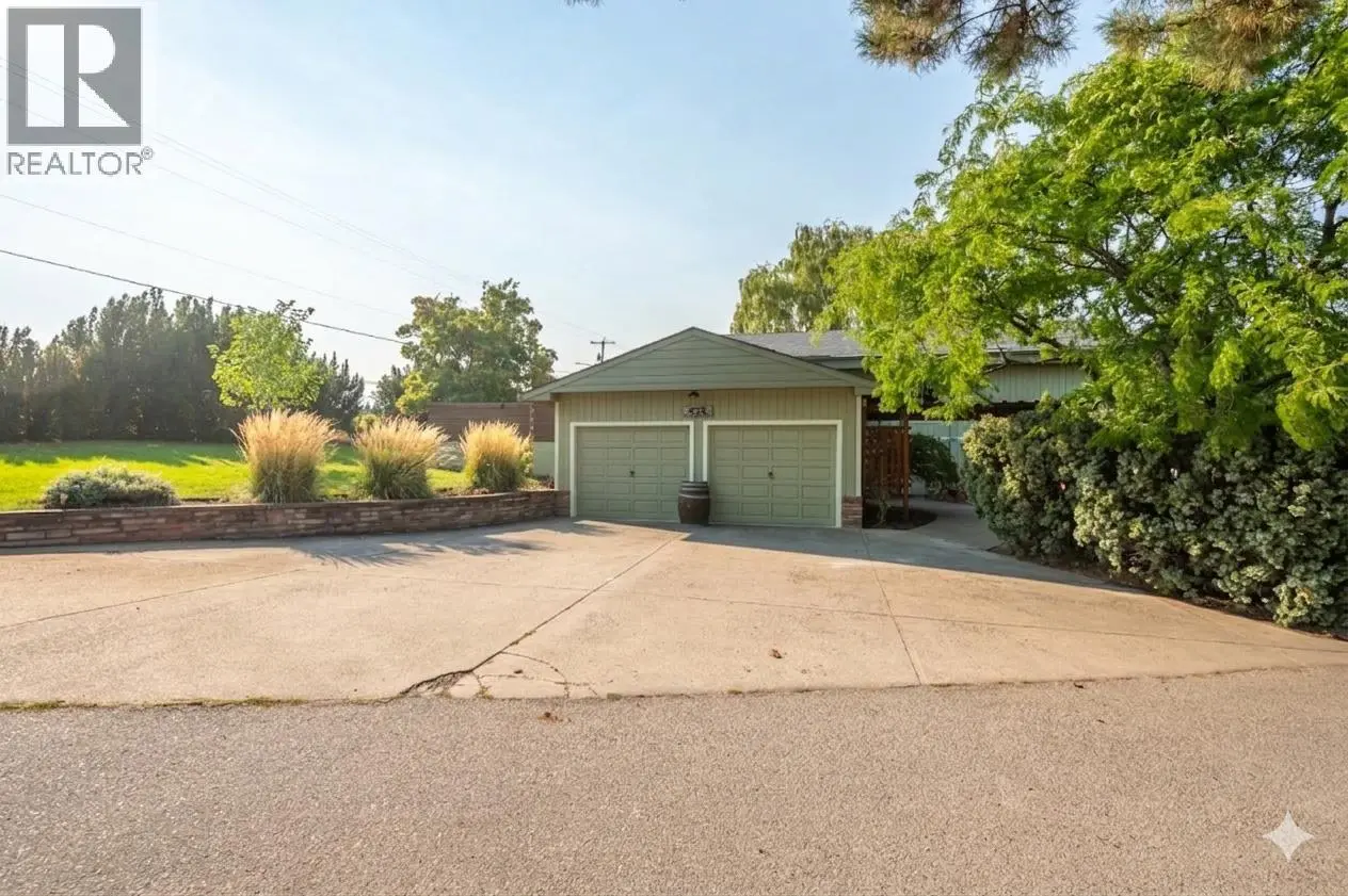 975 Heron Court. Oliver, British Columbia