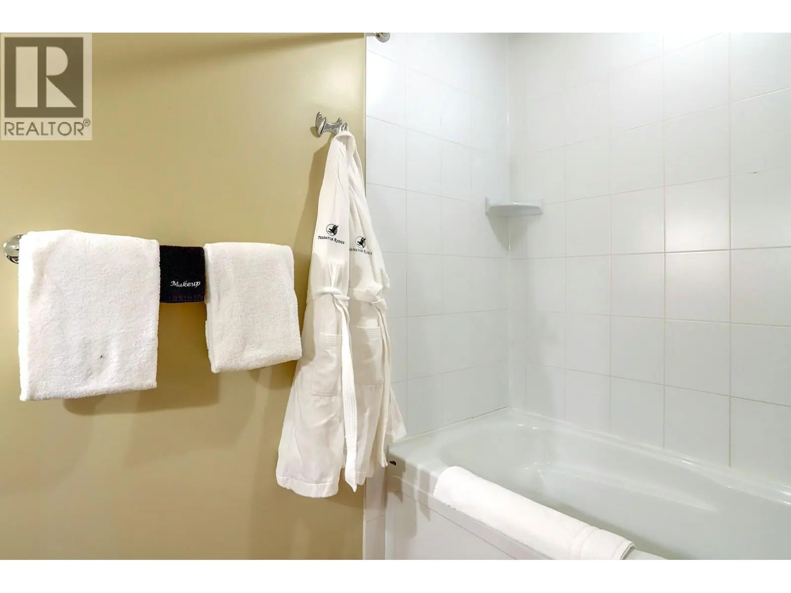 101 Village Centre Court Unit# 231. Vernon, British Columbia