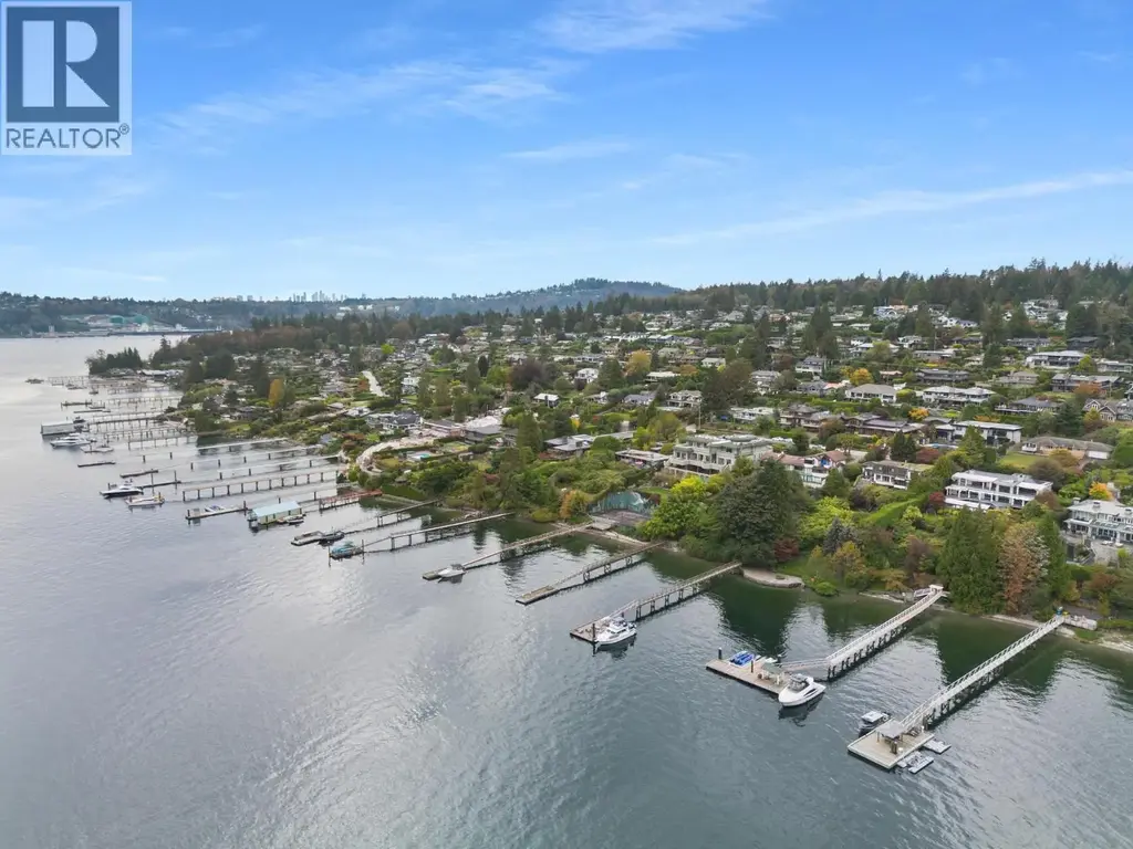 828 Beachview Drive, North Vancouver