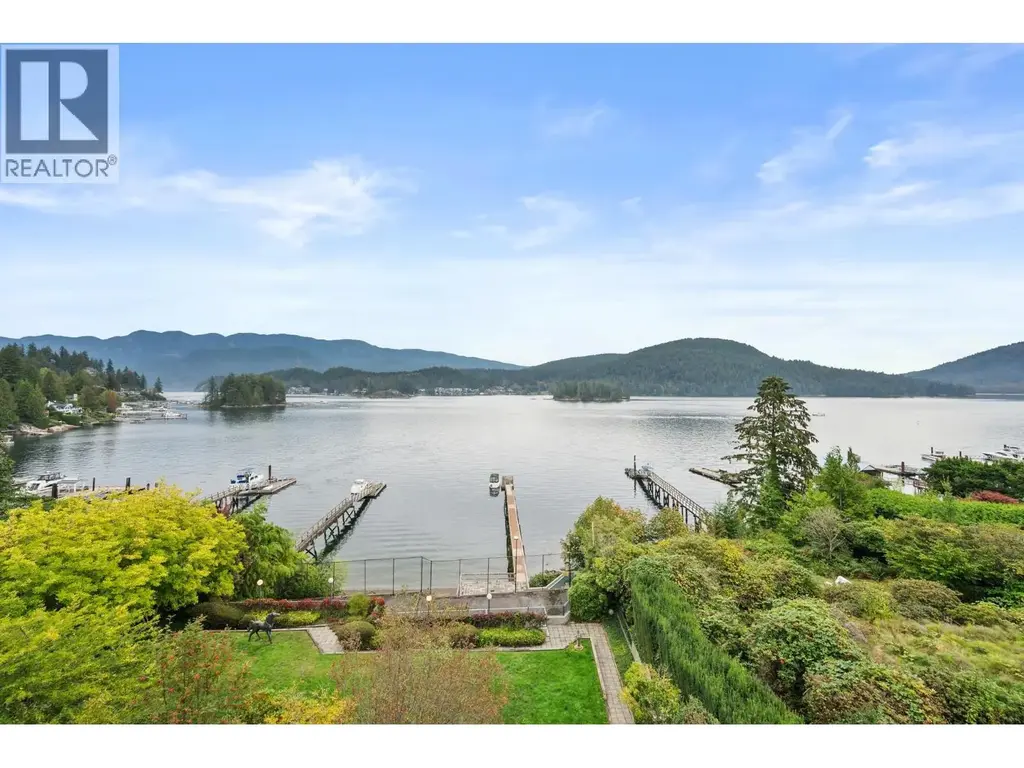 828 Beachview Drive, North Vancouver