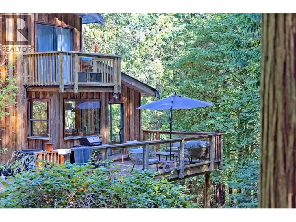 187 S Warbler Road, Galiano Island