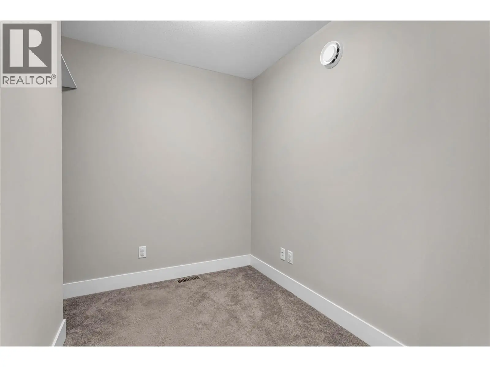 13098 Shoreline Way Unit# 38. Lake Country, British Columbia