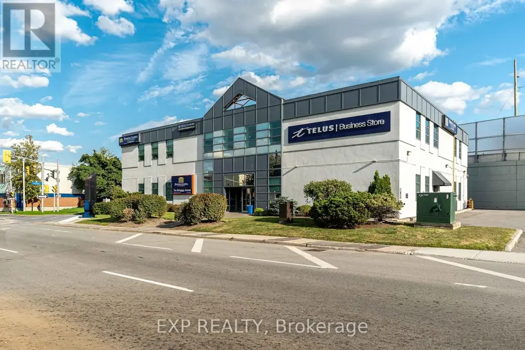 200 - 424 Catherine Street, Ottawa