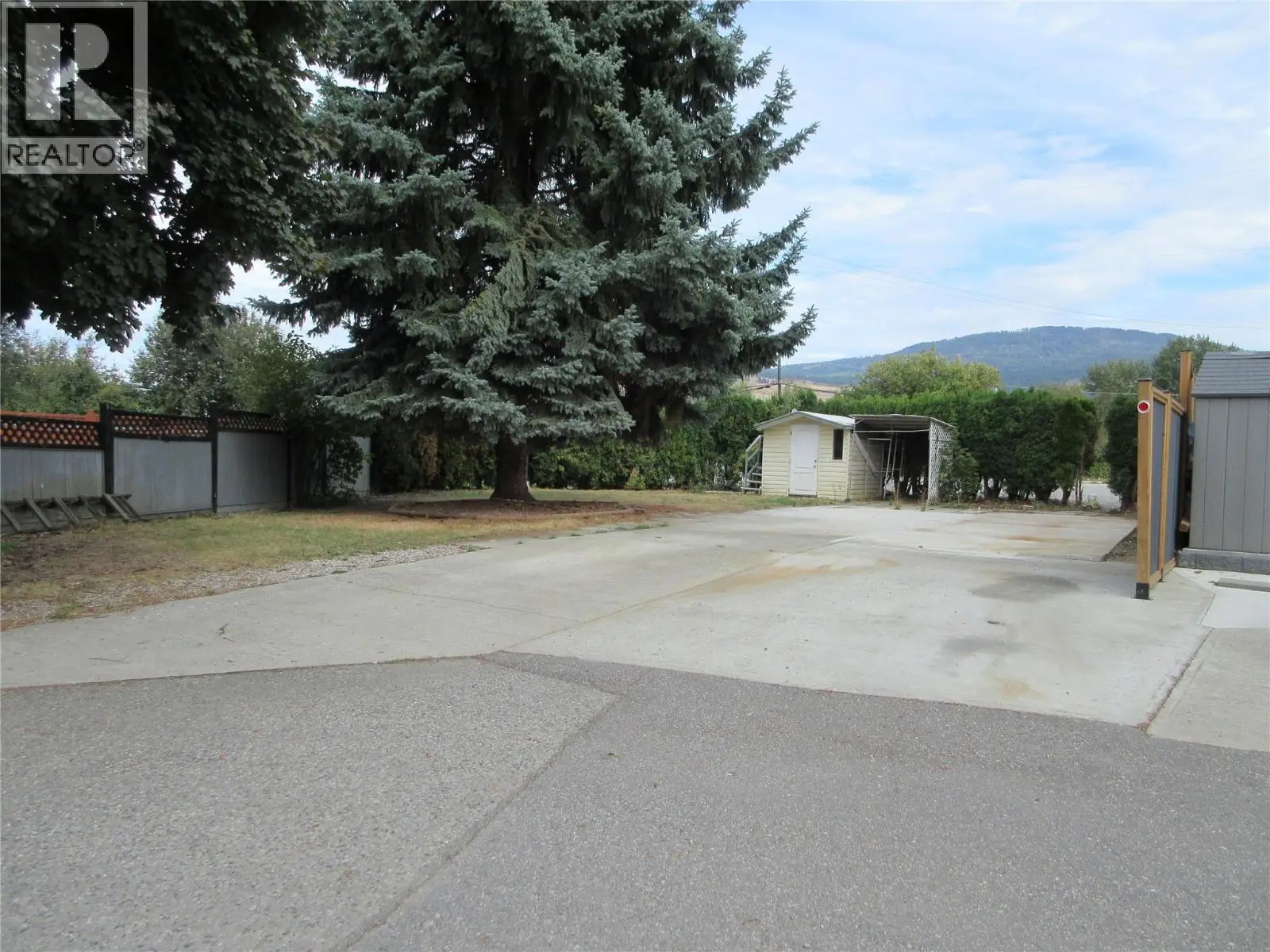 415 Commonwealth Road Unit# 522. Kelowna, British Columbia
