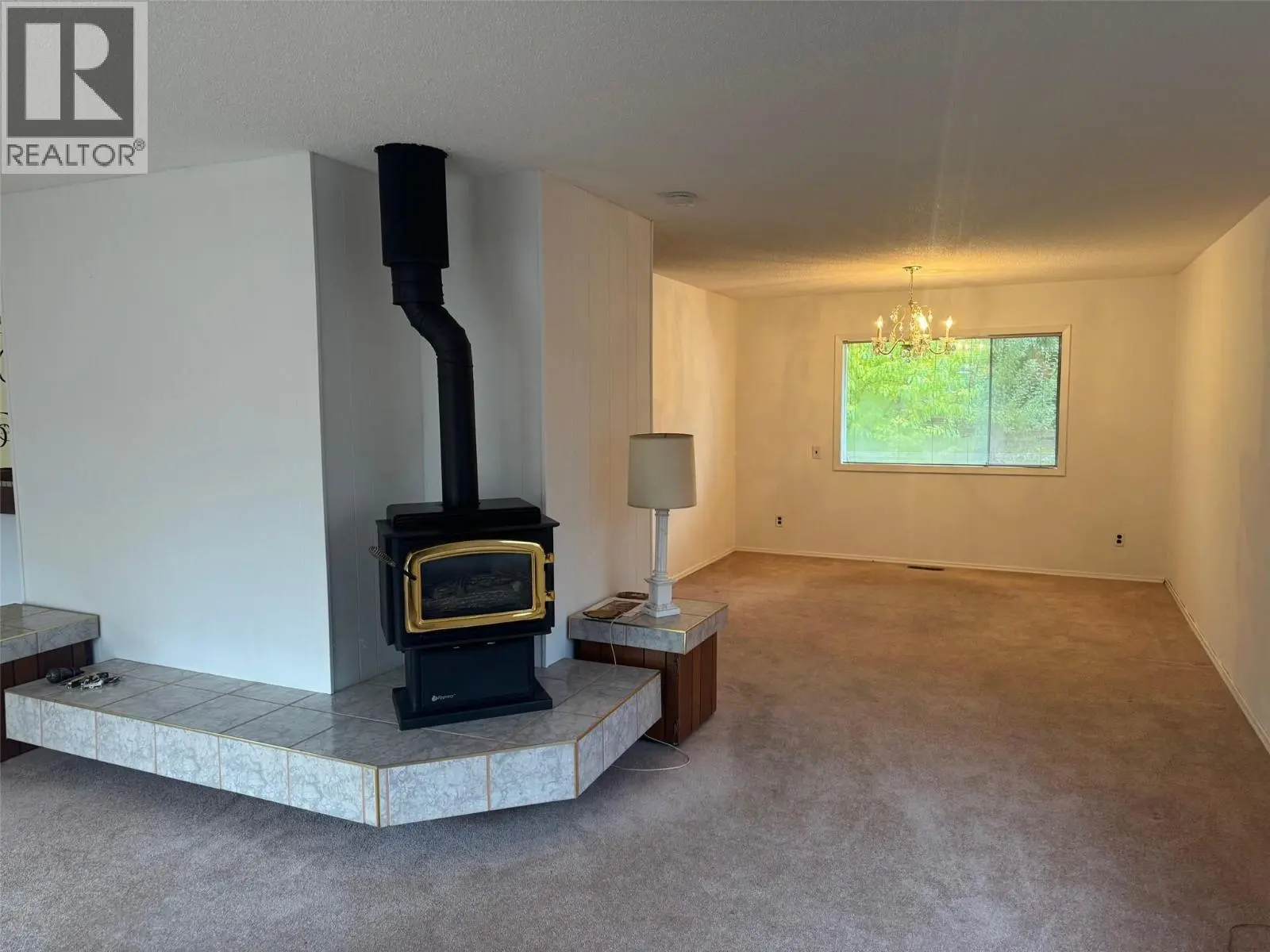 2602 Blind Bay Road. Blind Bay, British Columbia