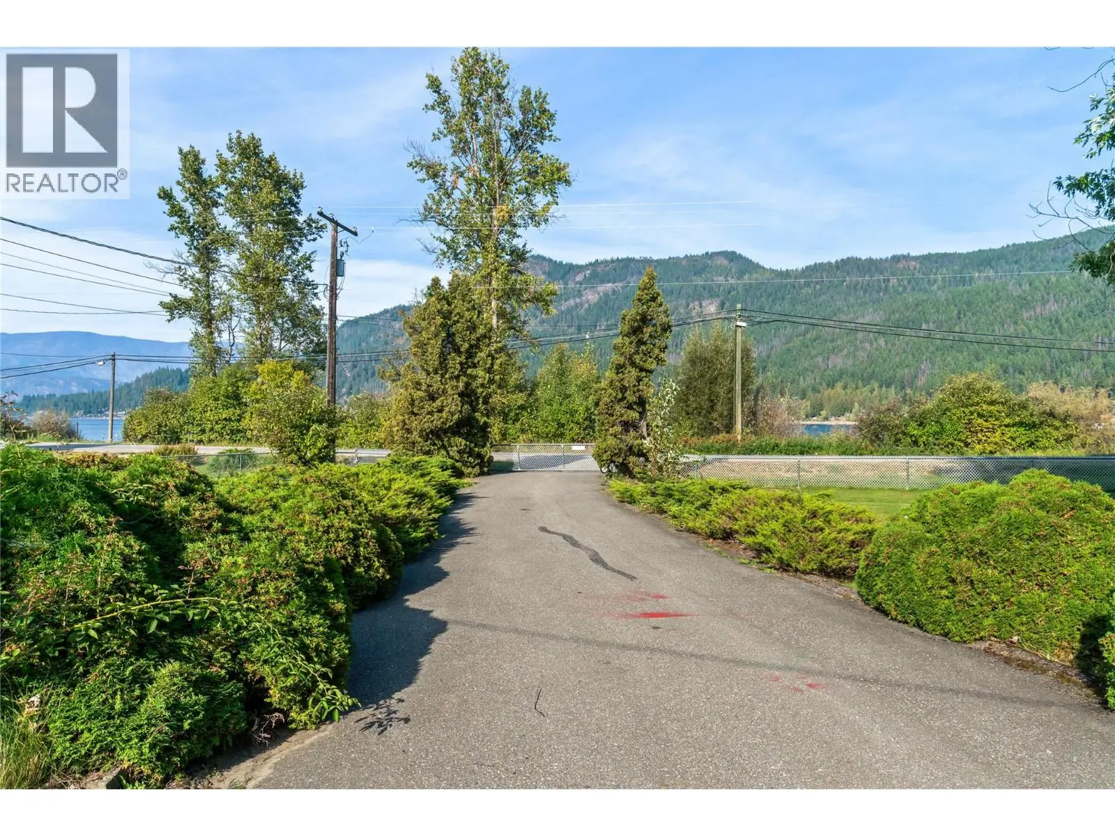 2602 Blind Bay Road. Blind Bay, British Columbia