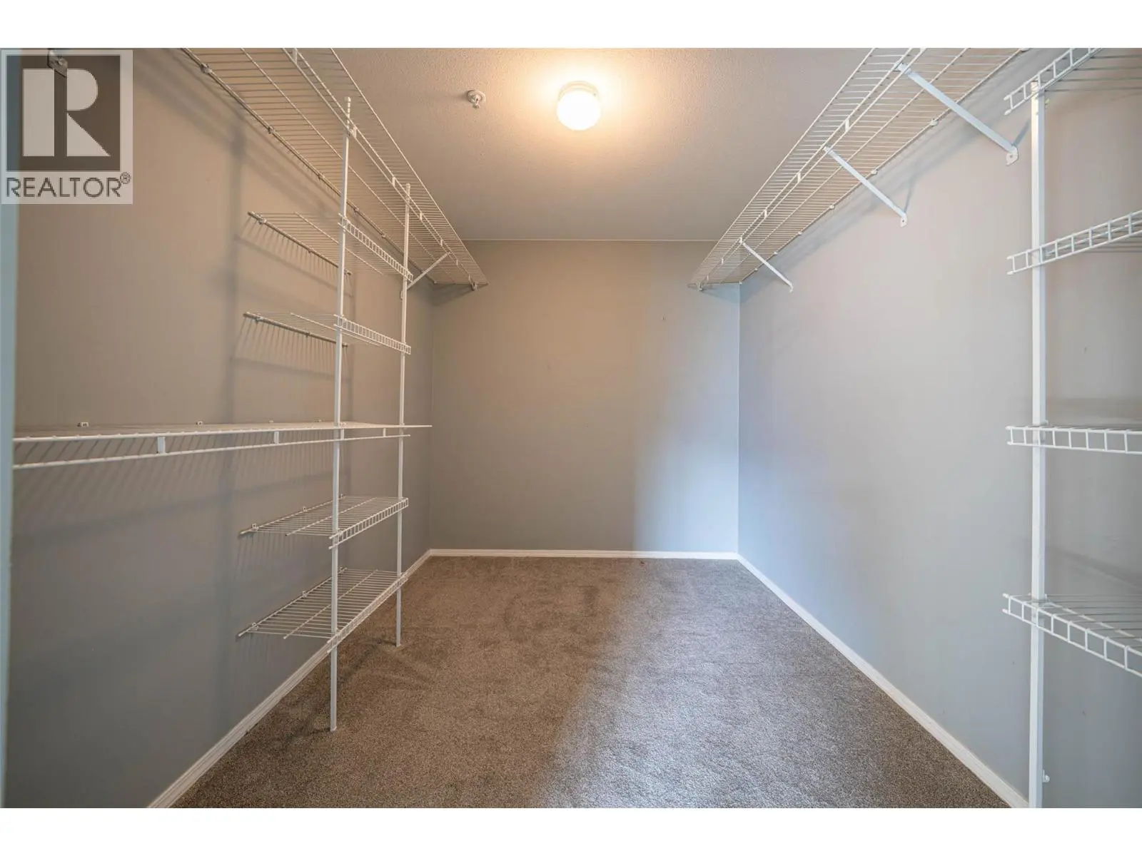 6805 Cottonwood Drive Unit# 300. Osoyoos, British Columbia