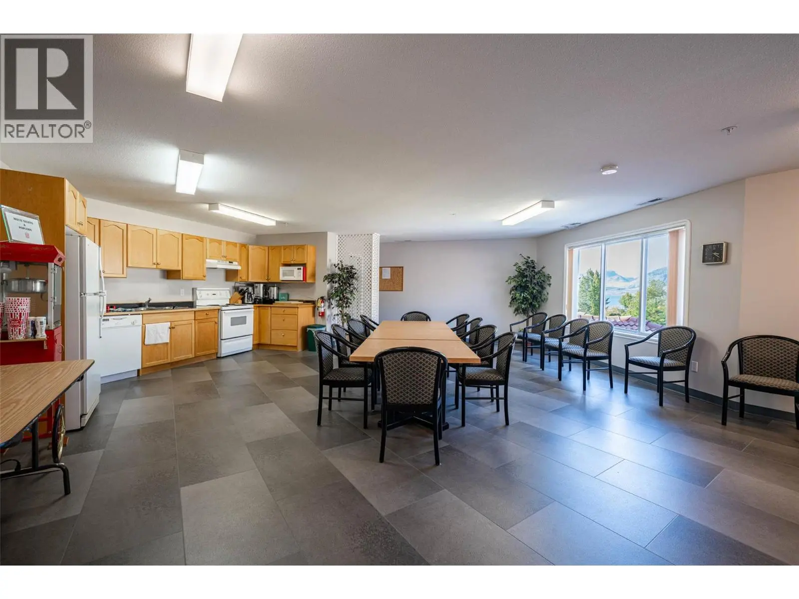6805 Cottonwood Drive Unit# 300. Osoyoos, British Columbia