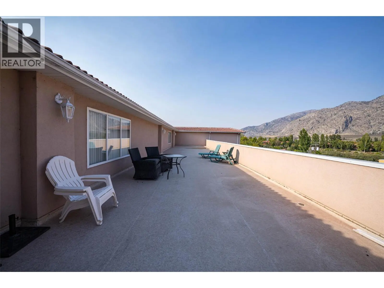 6805 Cottonwood Drive Unit# 300. Osoyoos, British Columbia