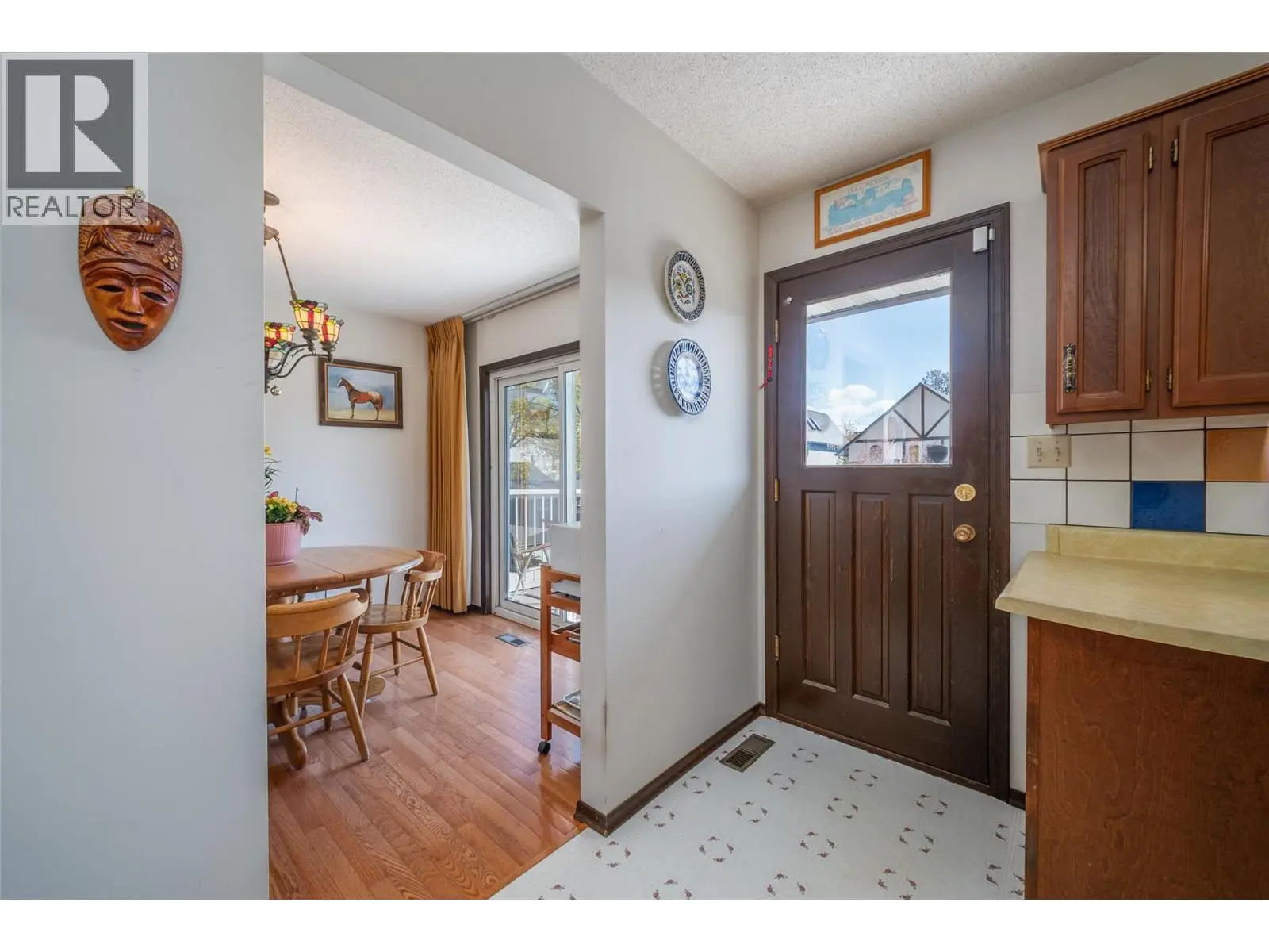2681 Abbott Street. Kelowna, British Columbia